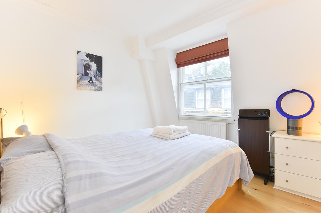 Апартаменти Charming Flat Near Earl'S Court Station, 4 Guests Лондон Екстер'єр фото